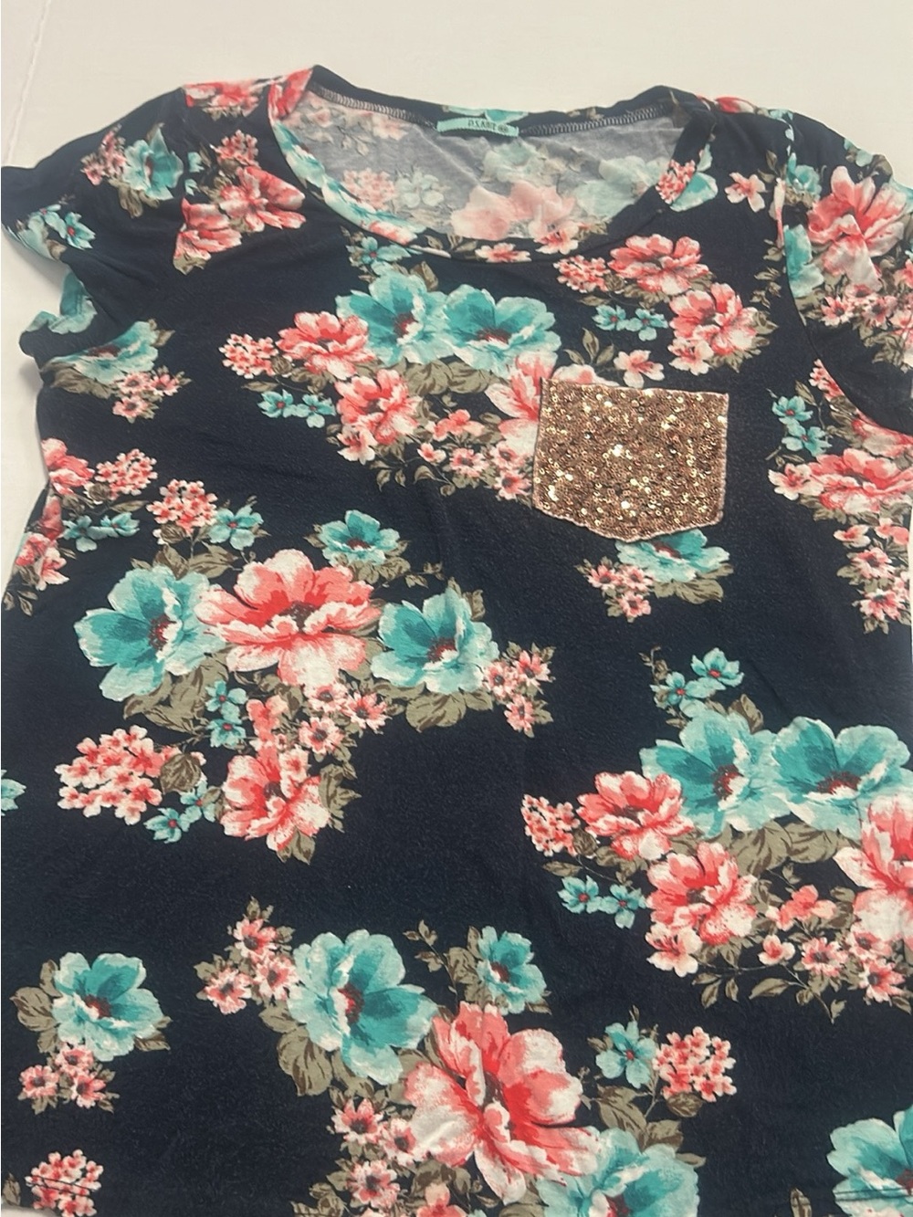 P.S. KATE Floral Scoop Neck Tee in Teal & Coral on Black